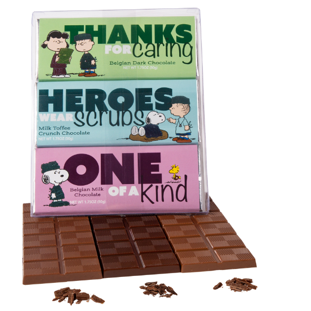 Scrubs! – Healthcare Heroes – Peanuts® 3-Bar Pack
